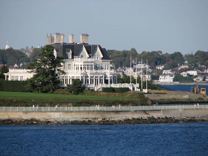2008-10-12_Tiverton_Newport_Mansions 028.jpg